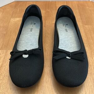 Clarks cloudsteppers bow flats Carly hope black 10